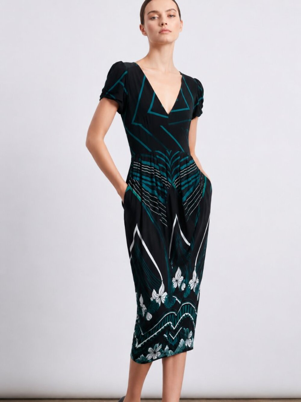Art Deco Inspired 1920s Dress with Pockets